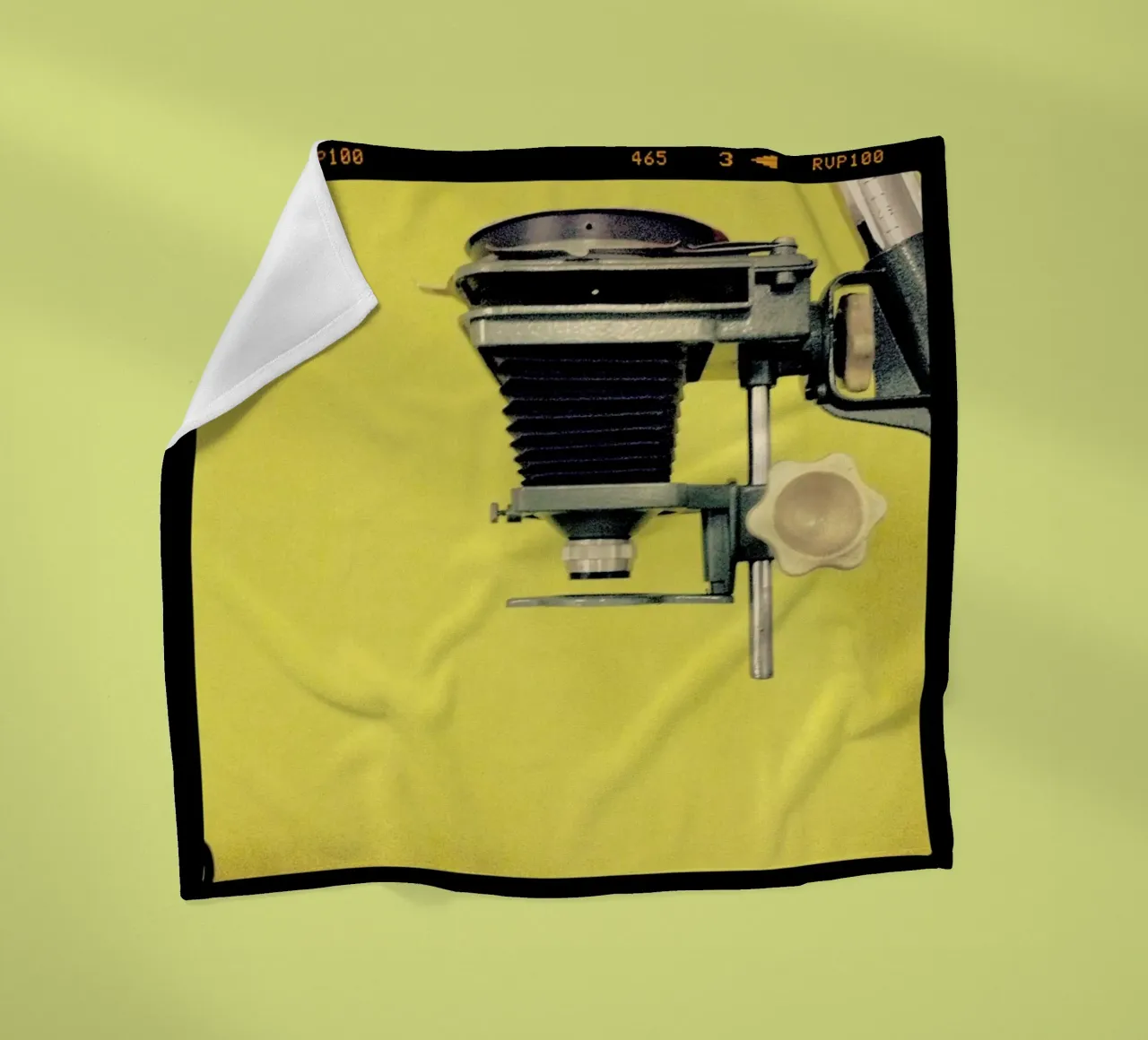 Half Tone Studio Fleecedecke von Ballack Art House