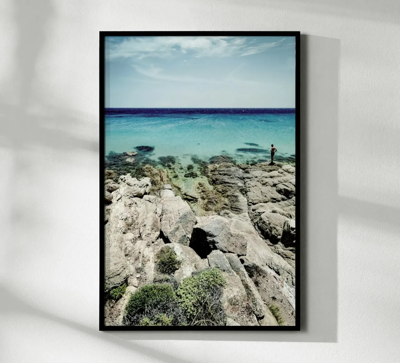 The Man and the Sea poster con telaio in plastica da Cordula Schaefer