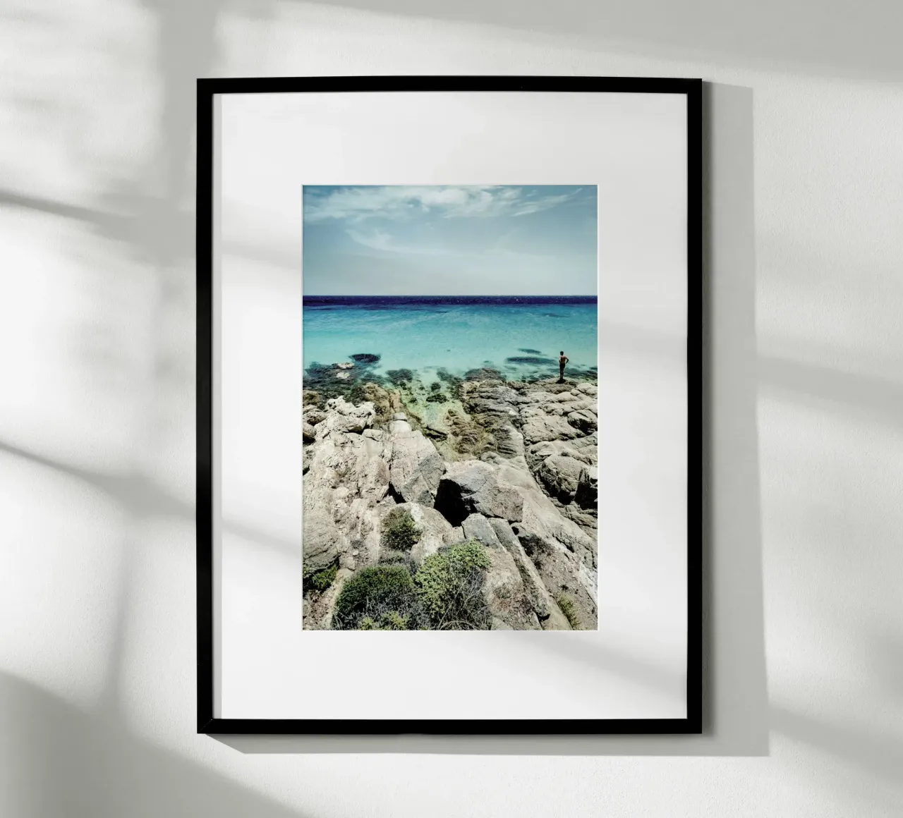 The Man and the Sea poster con telaio in plastica da Cordula Schaefer
