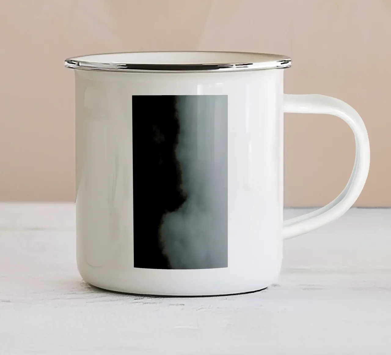 Washed Sky tazza in smalto da Chris Abatzis