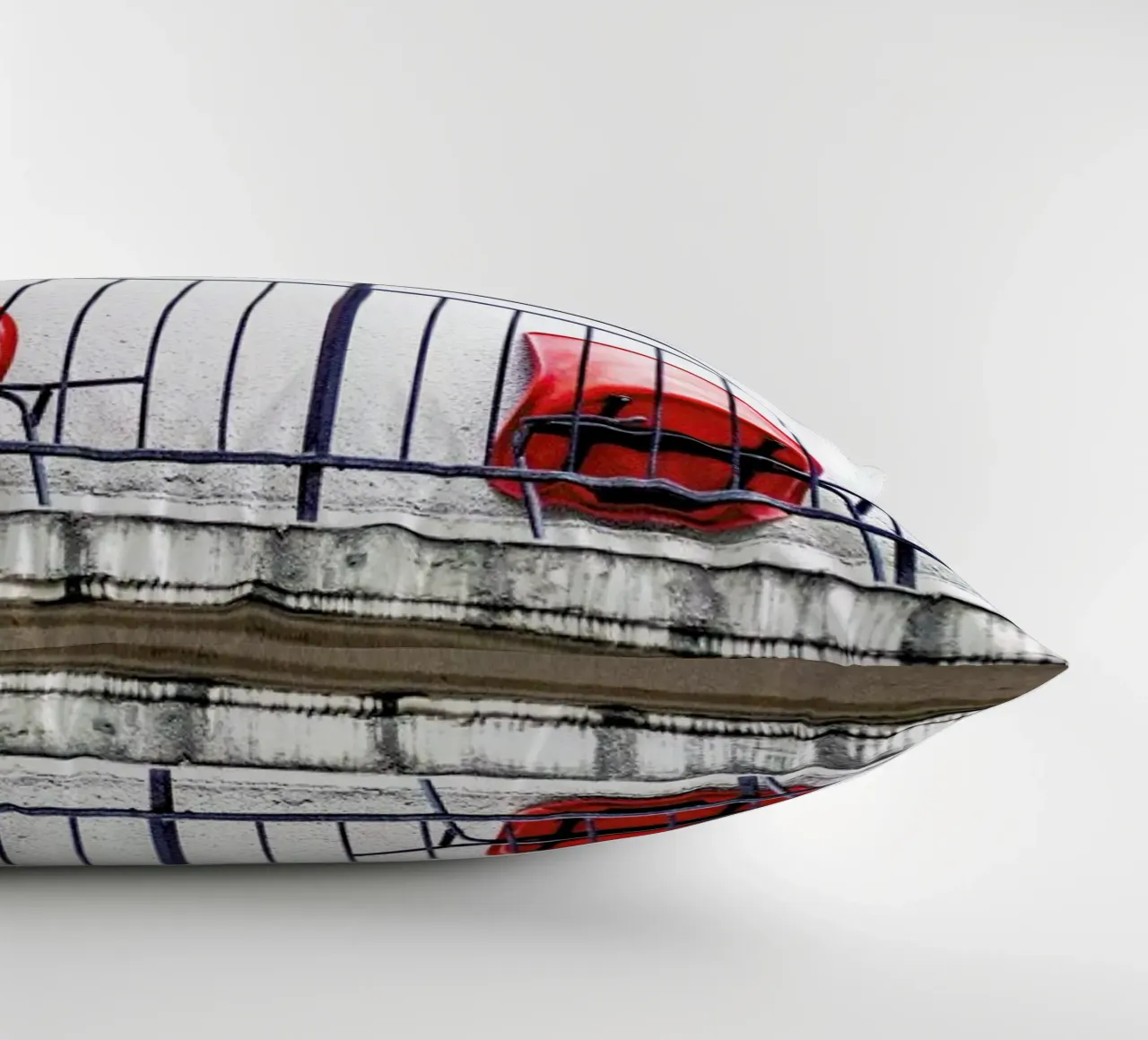 Michael's Empty Chairs cuscino da Babett Schultze