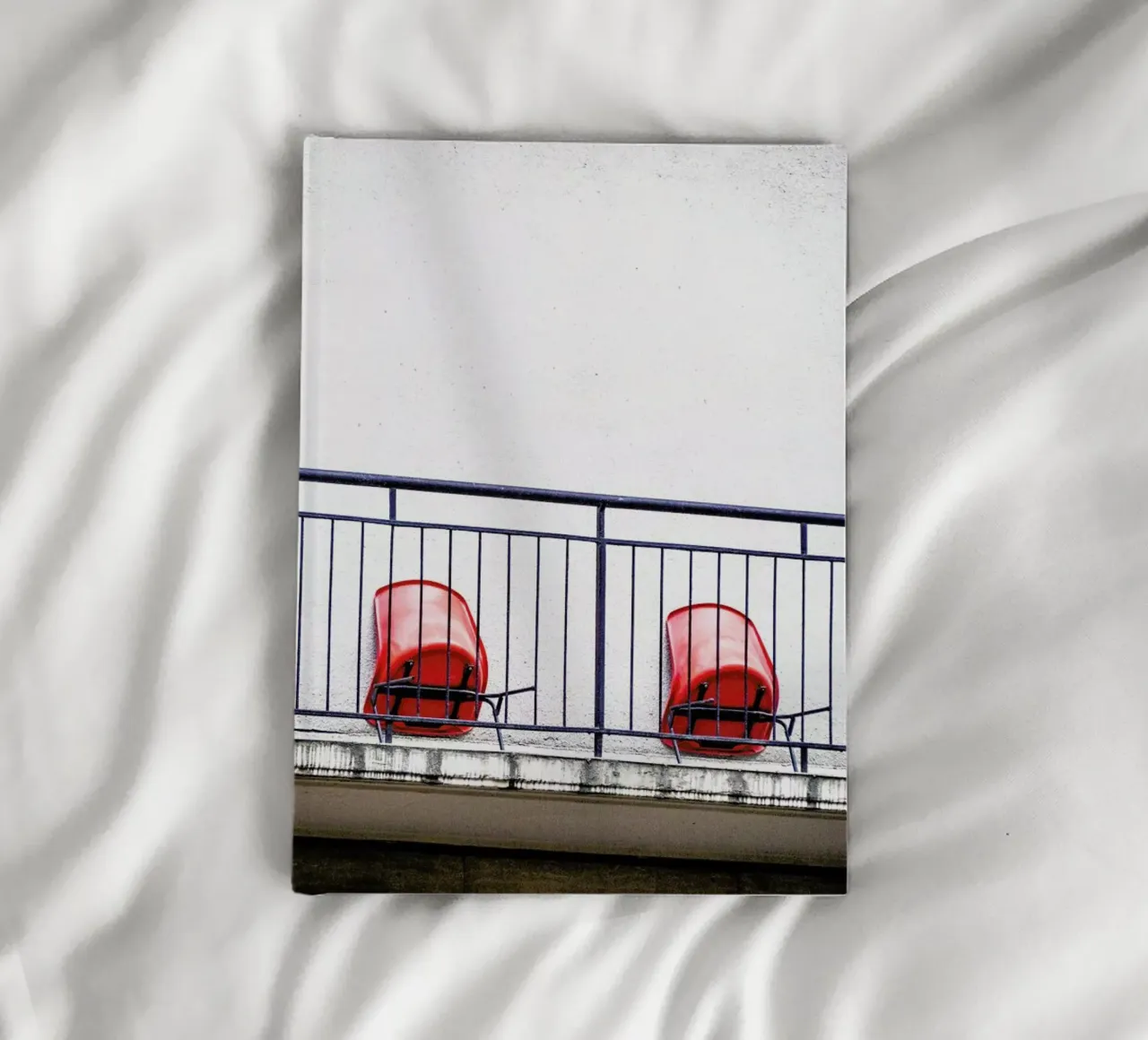 Michael's Empty Chairs diario da Babett Schultze