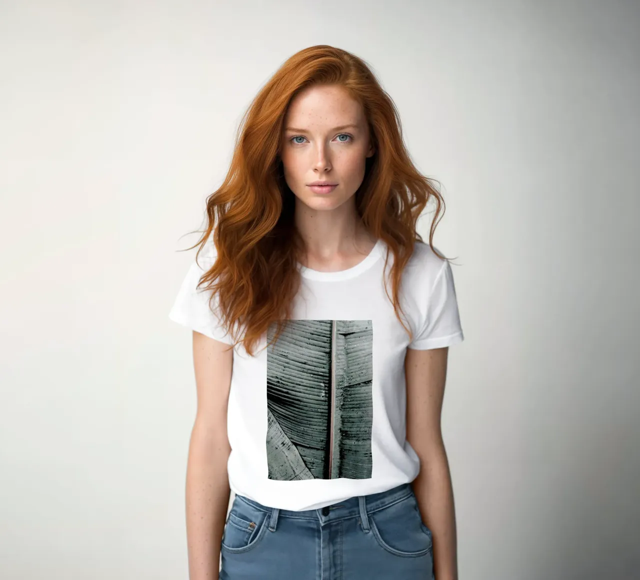 Beach Palm Patterns 8 camiseta de mujer de Chris Abatzis
