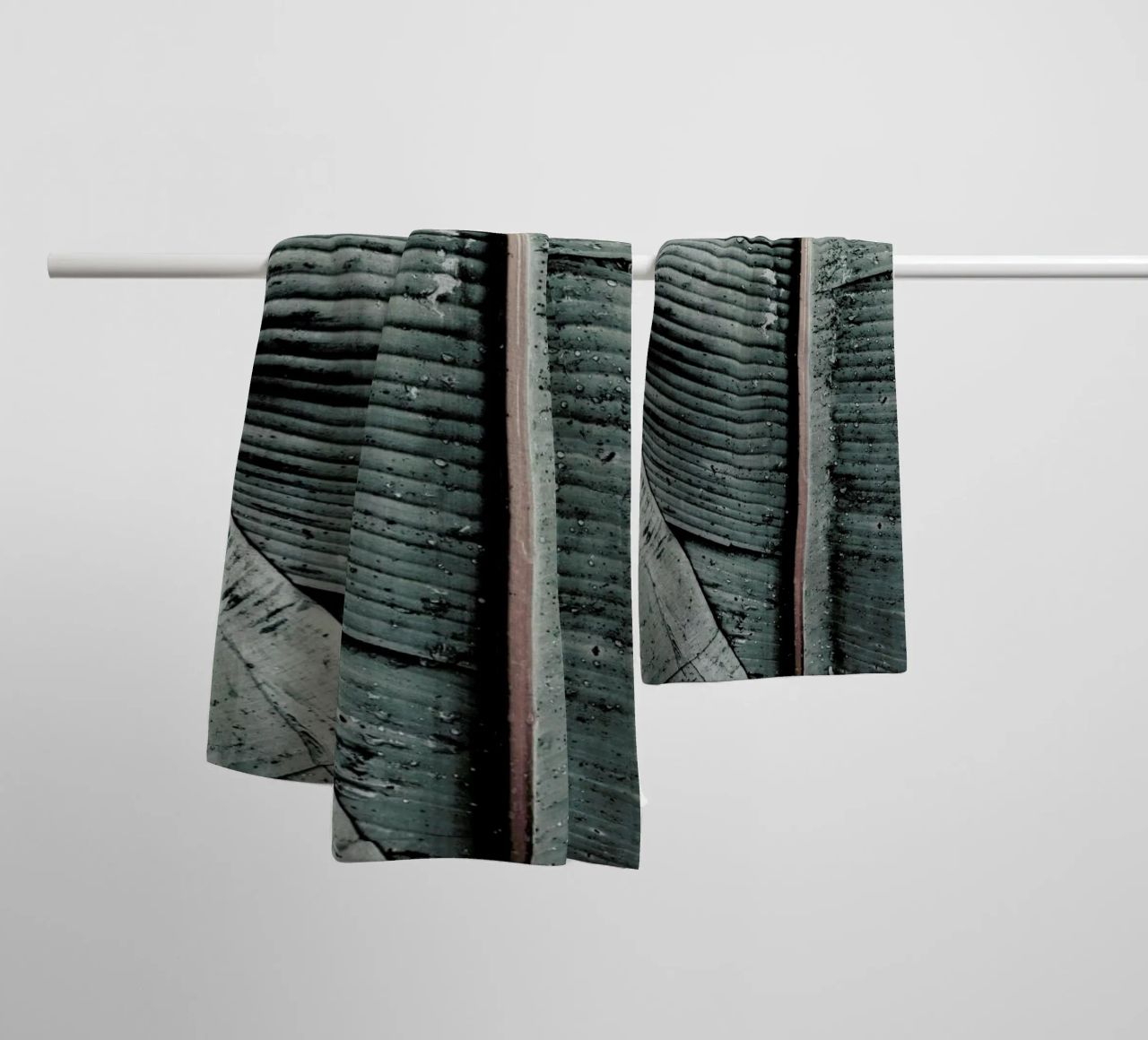 Beach Palm Patterns 8 asciugamano da bagno da Chris Abatzis