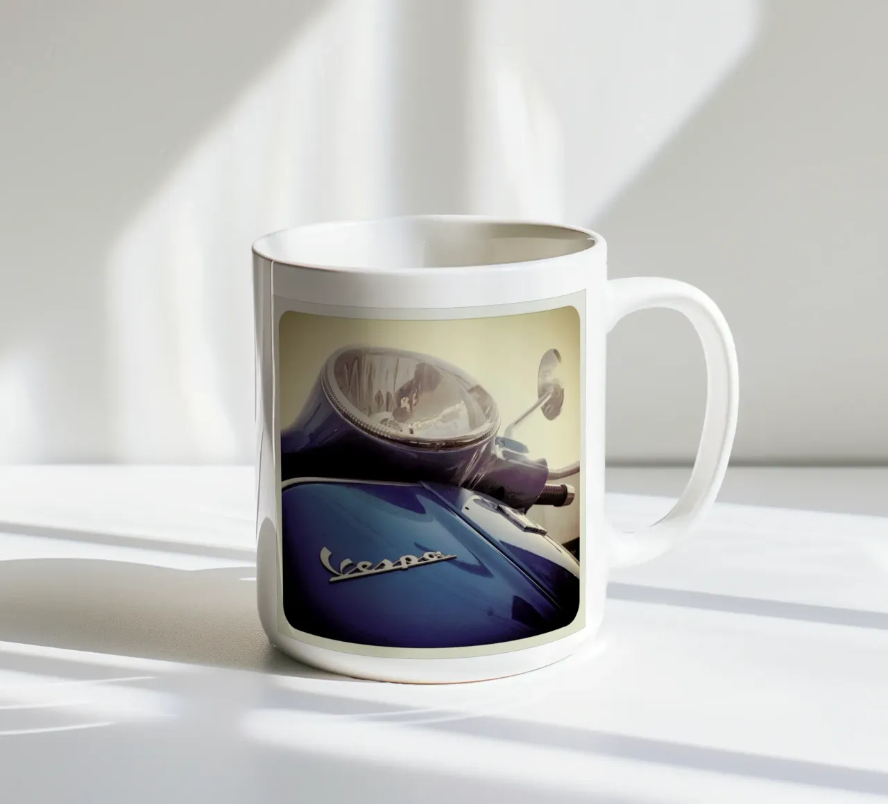 Enjoy Scandinavia tazza in ceramica da Ballack Art House