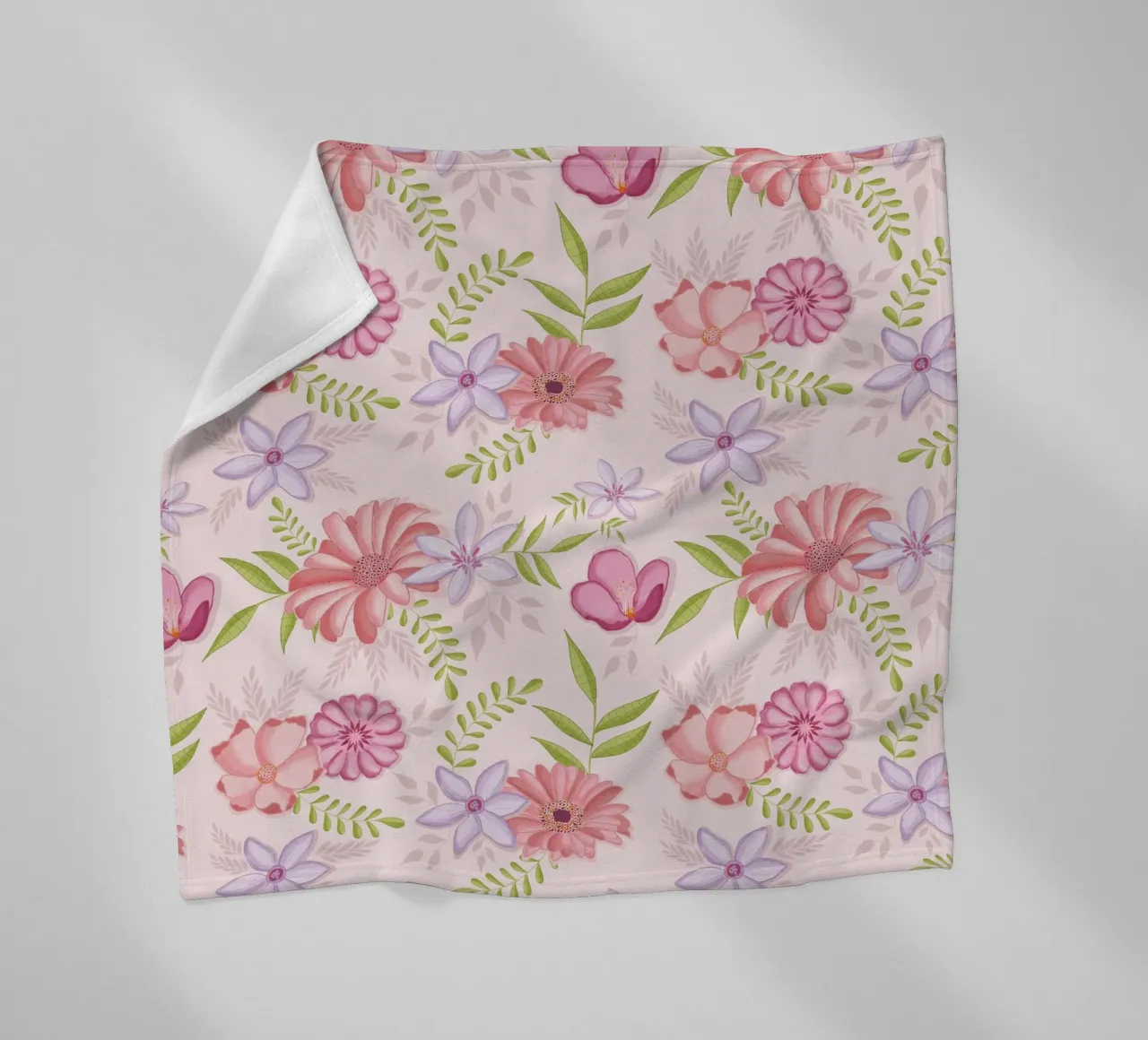 Motivo floreale in rosa con fogliame coperta in pile da CalliLetters