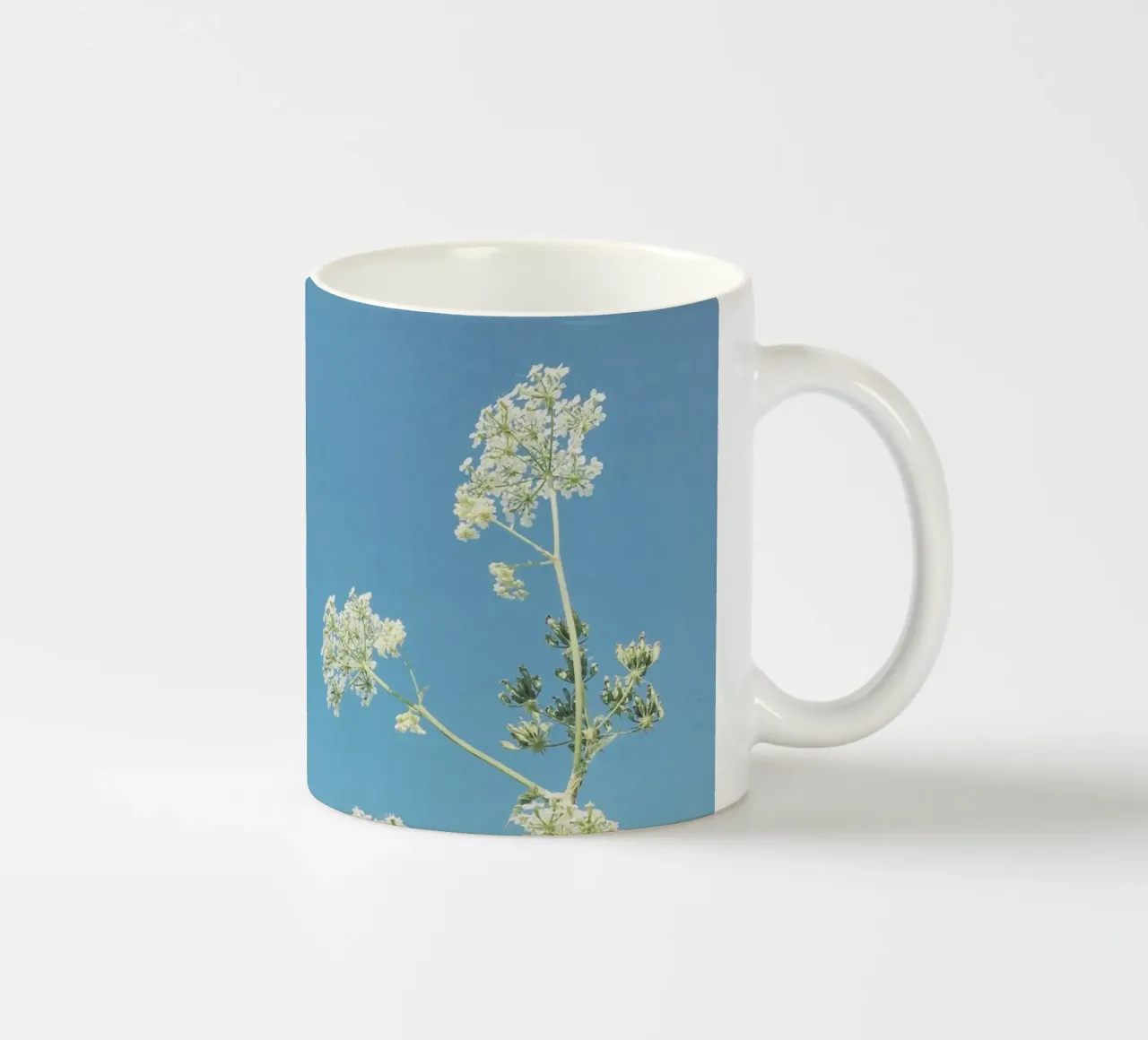 Sussurro tazza in ceramica da Cassia Beck Photography