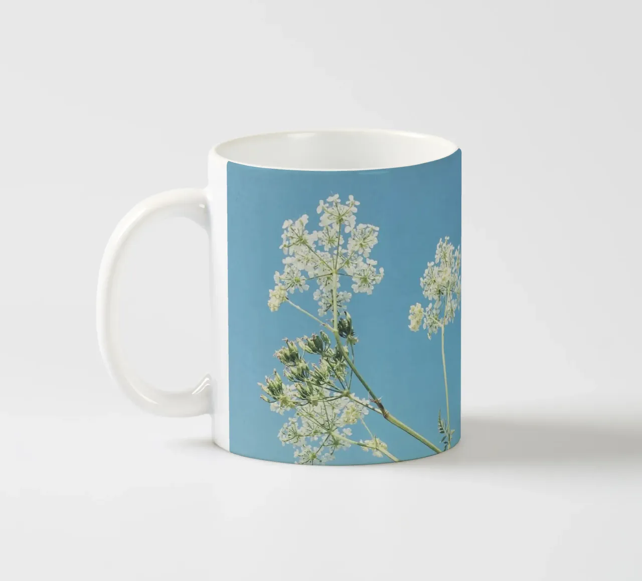 Sussurro tazza in ceramica da Cassia Beck Photography