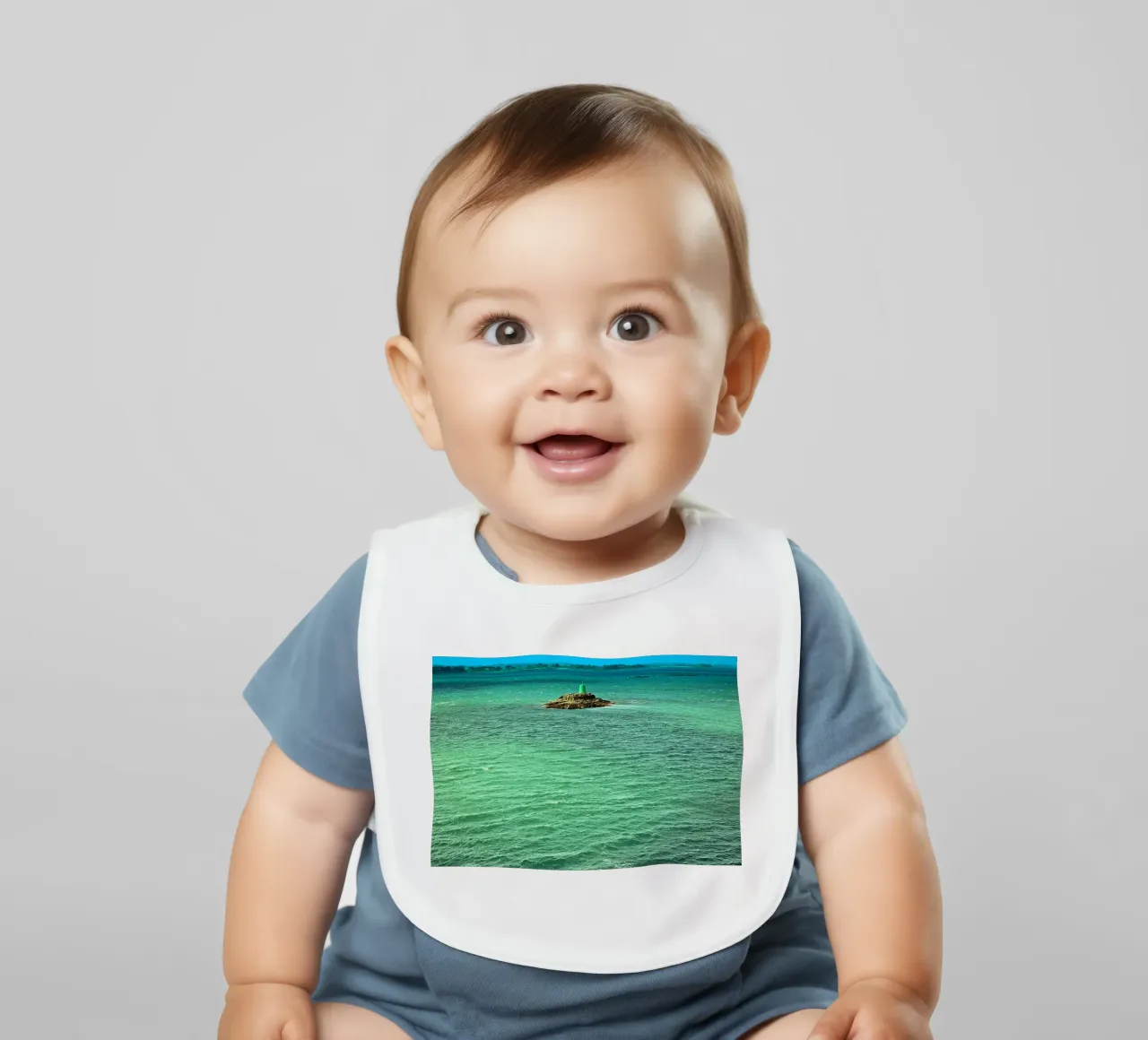 FAA264 bavaglino da Thierry vobmann photography