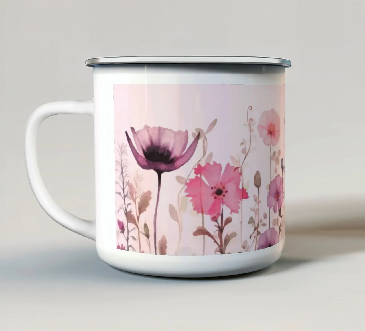 Vibrazioni estive di fiori selvatici pastello tazza in smalto da Andrea Haase Modern Home