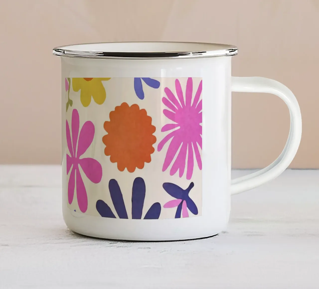 Giardino fiorito groovy ispirato a Matisse tazza in smalto da Andrea Haase Modern Home