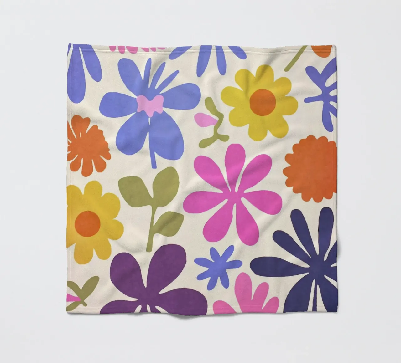 Giardino fiorito groovy ispirato a Matisse coperta in pile da Andrea Haase Modern Home