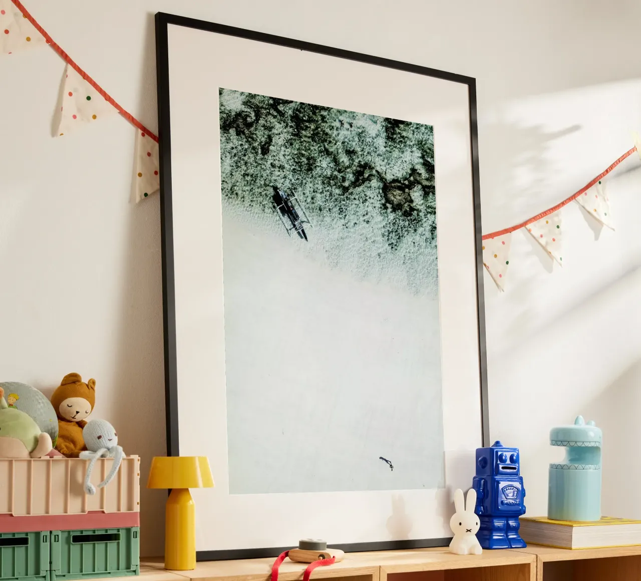 On The Beach poster da Chris Abatzis