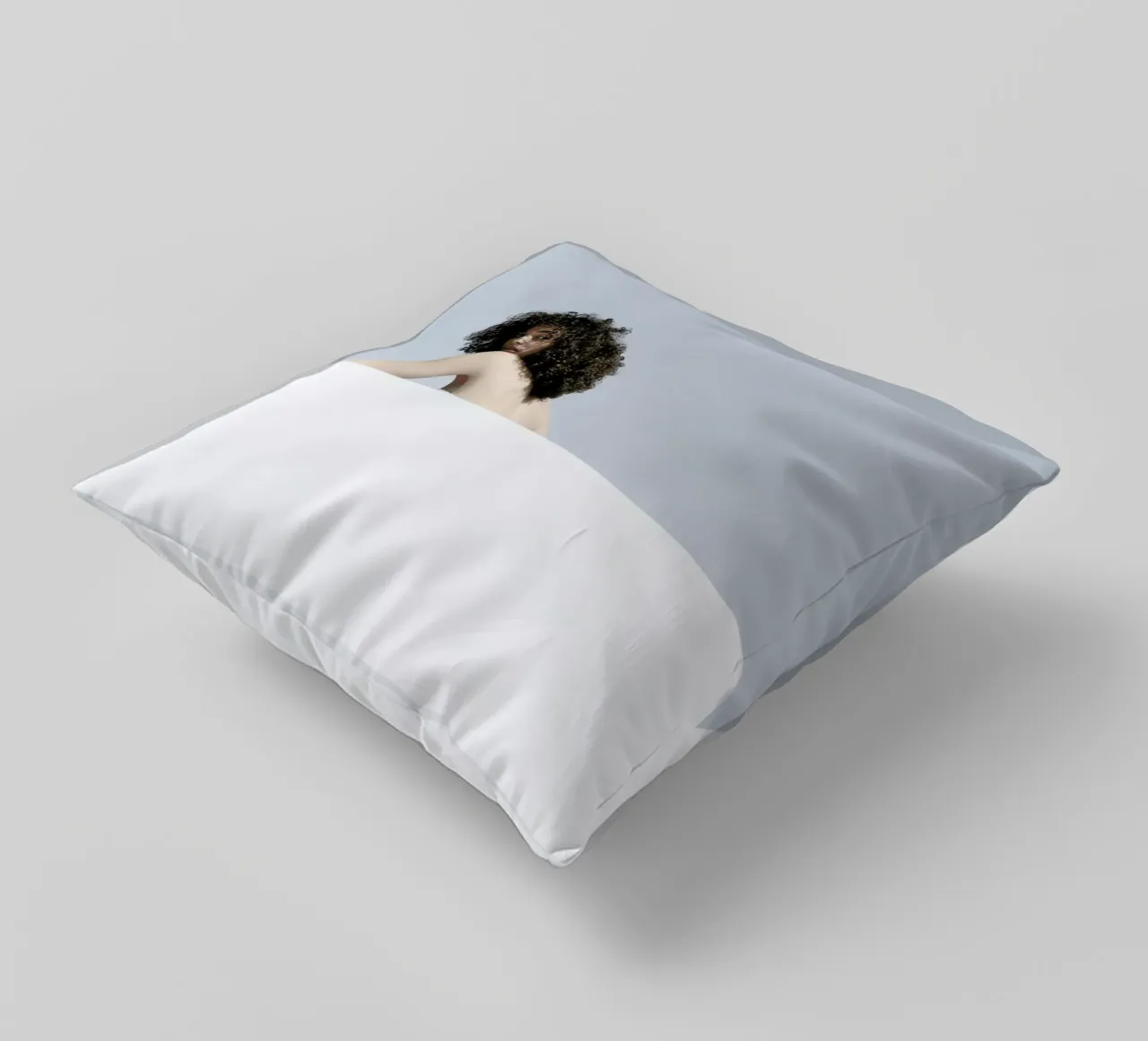 Lara cuscino da George Griefy