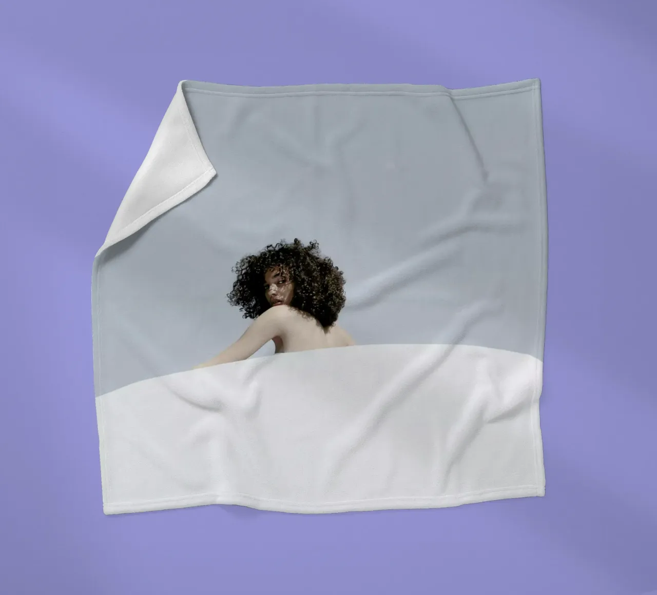 Lara coperta in pile da George Griefy