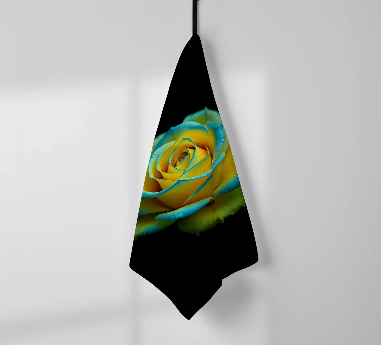 rose_jaune_bleu_02 torchon de Farb- und Blütenzauber by LK