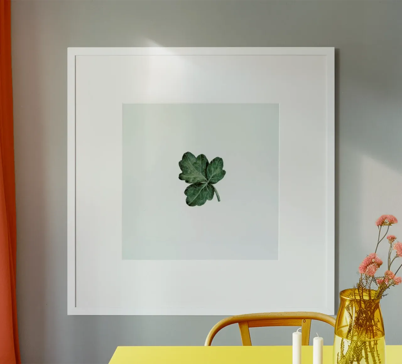 Shamrock poster con telaio in alluminio da Maria Vdovichenko