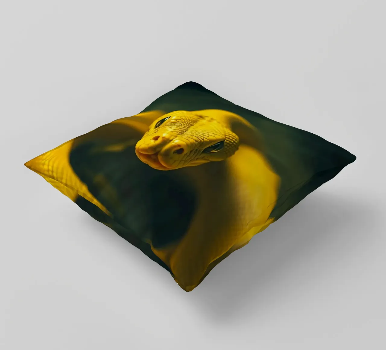 Gros plan sur un serpent d'un jaune éclatant qui s'enroule sur lui-même. coussin de DesignDoodle