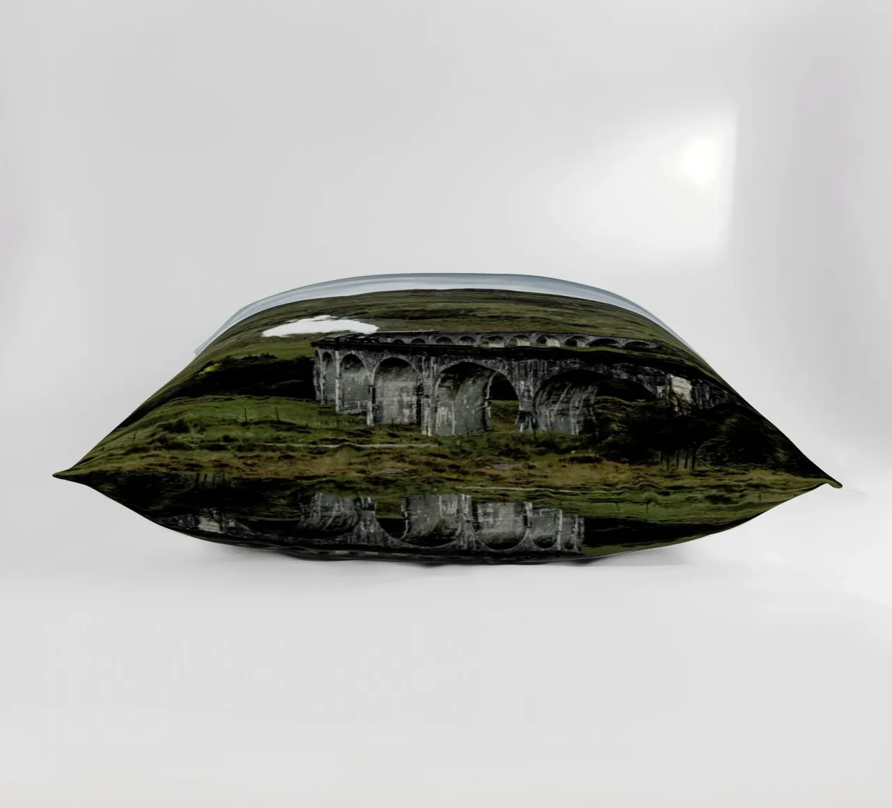 From Platform 9 3/4 cuscino da EyeEm Mobile GmbH