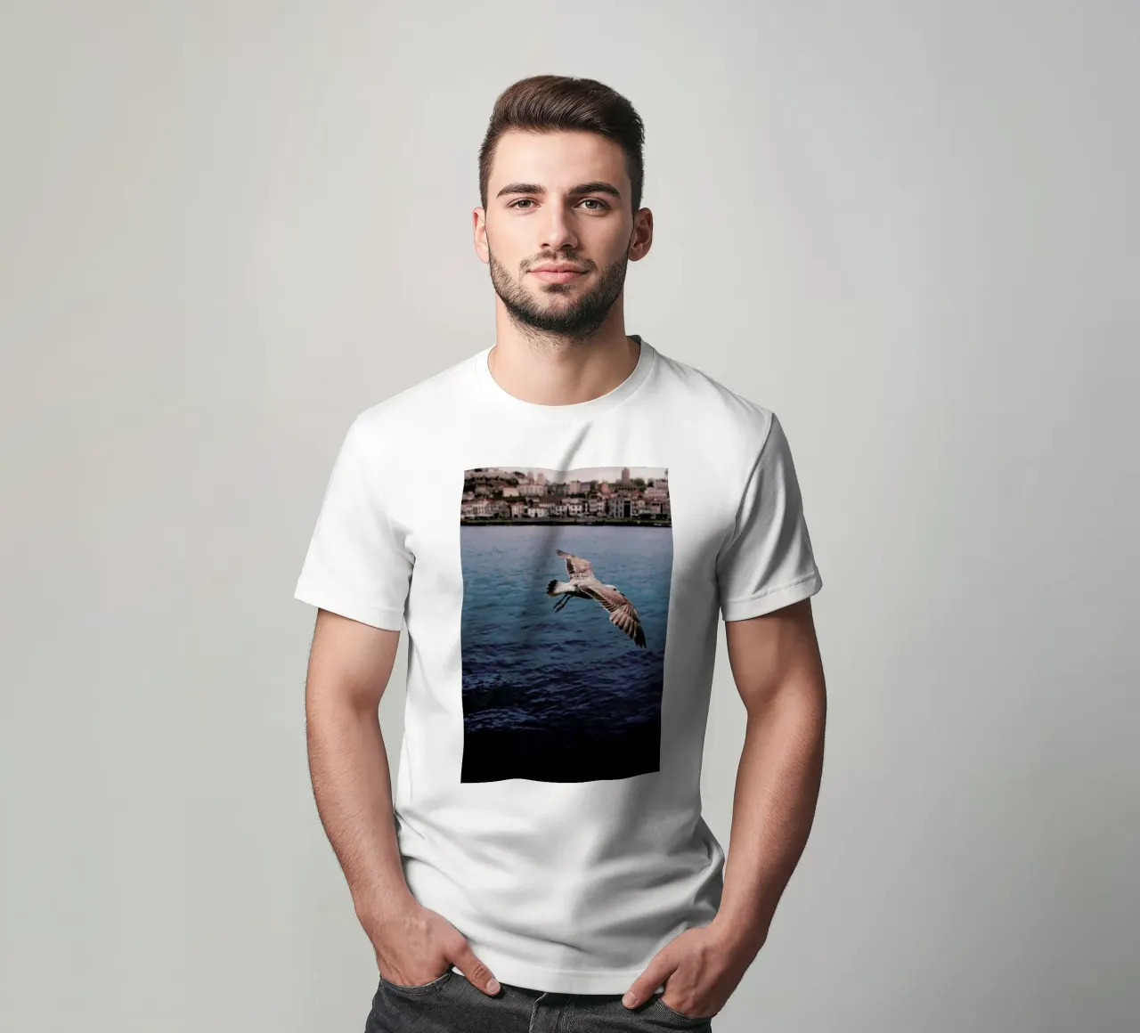 Seagull in Porto t-shirt da Sebastian Hilgetag