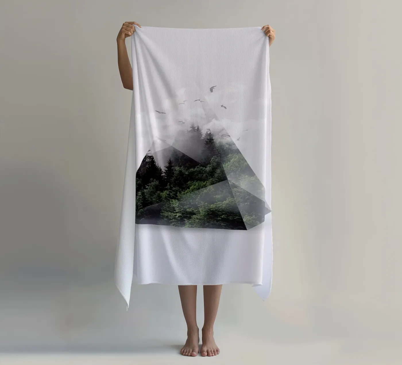 Forest Triangle strandhanddoek van Róbert Farkas