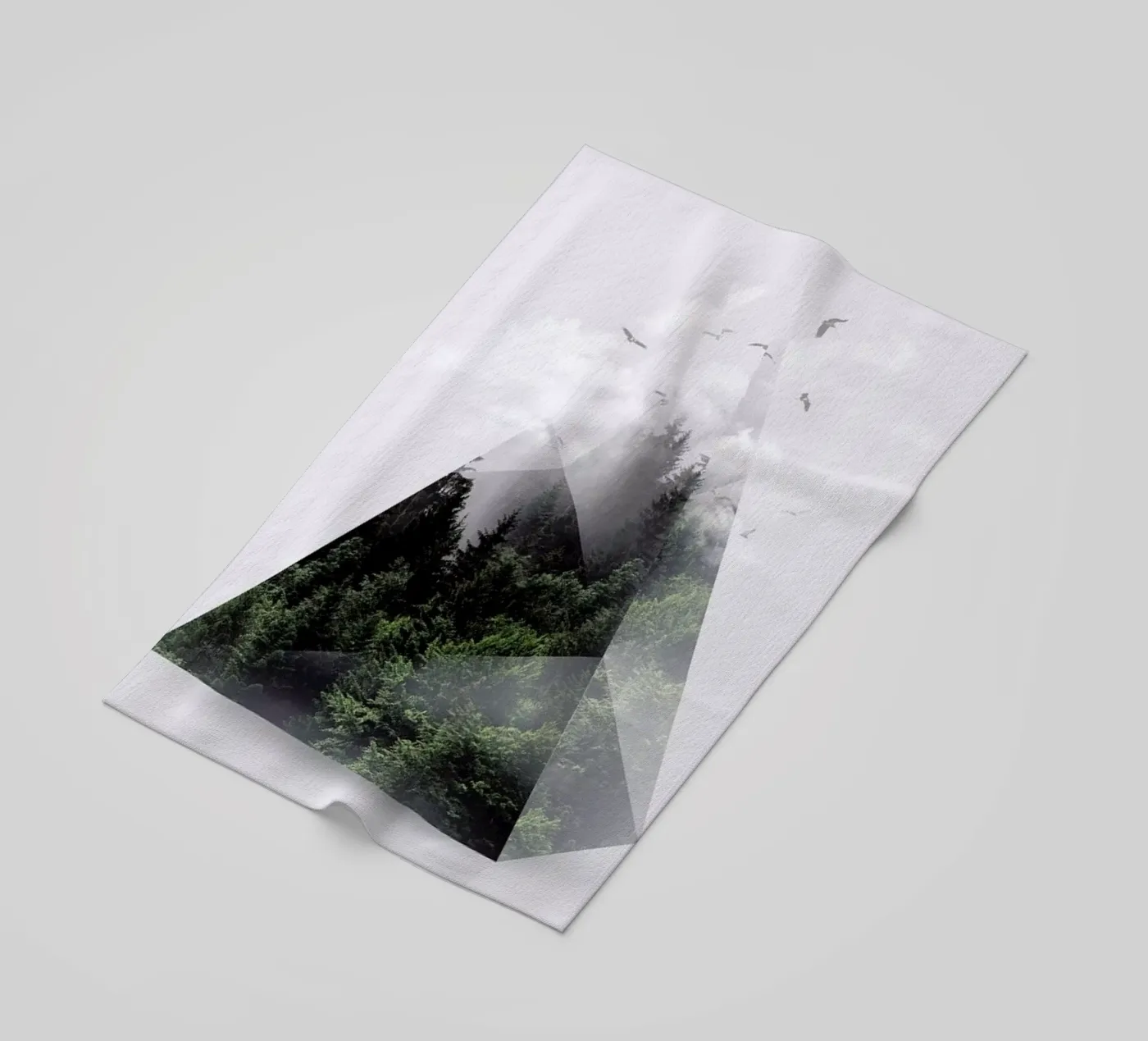 Forest Triangle strandhanddoek van Róbert Farkas