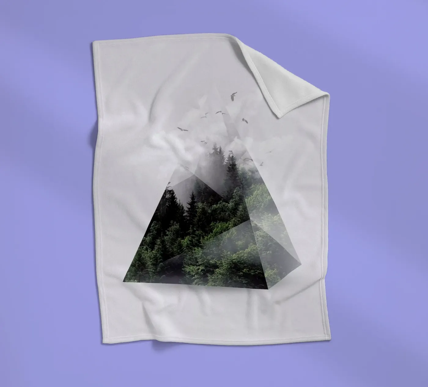 Forest Triangle coperta in pile da Róbert Farkas