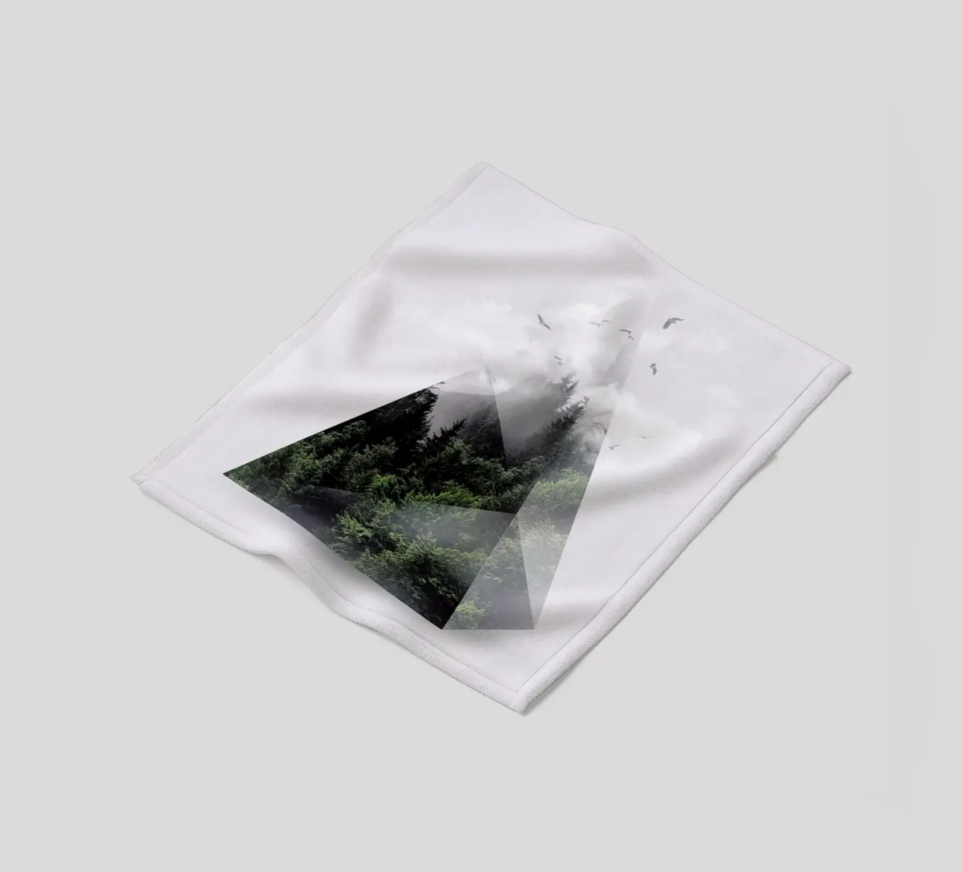 Forest Triangle coperta in pile da Róbert Farkas