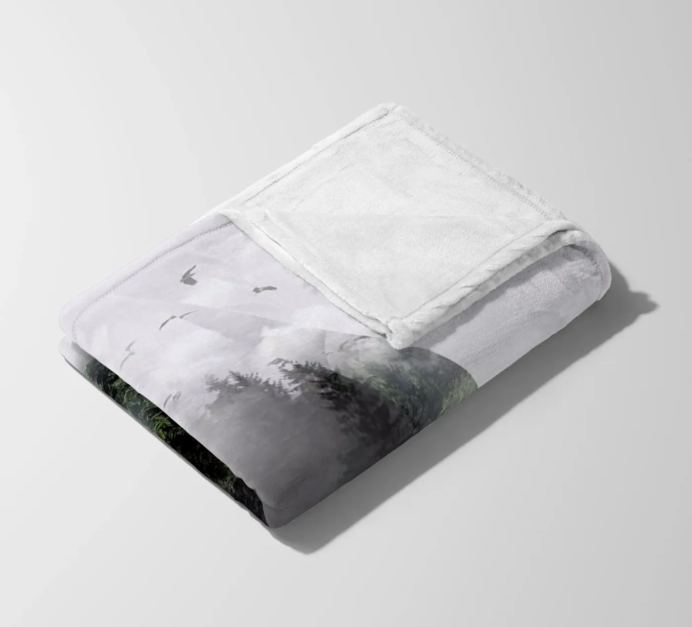 Forest Triangle fleece blanket by Róbert Farkas