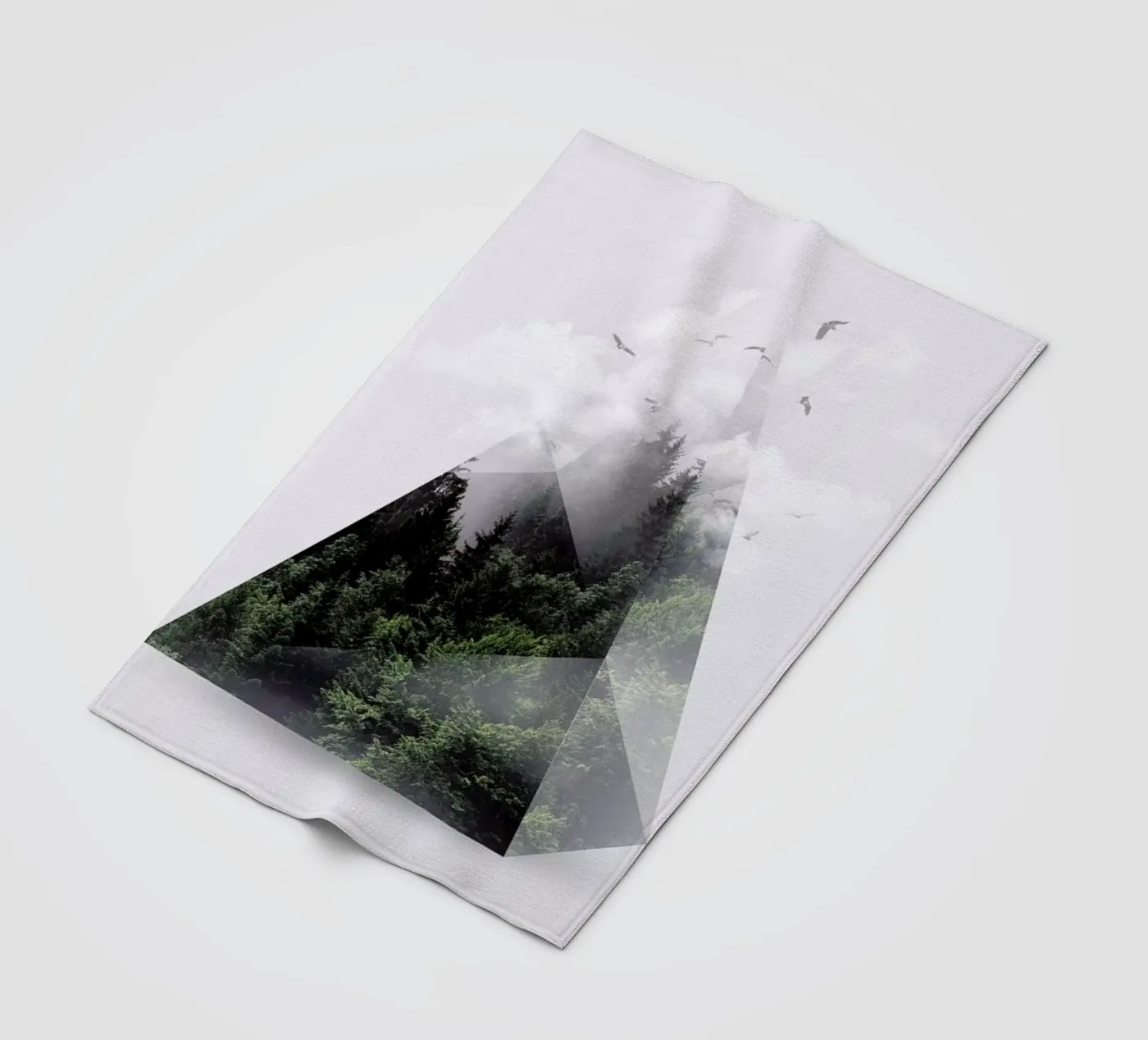Forest Triangle coperta in pile da Róbert Farkas