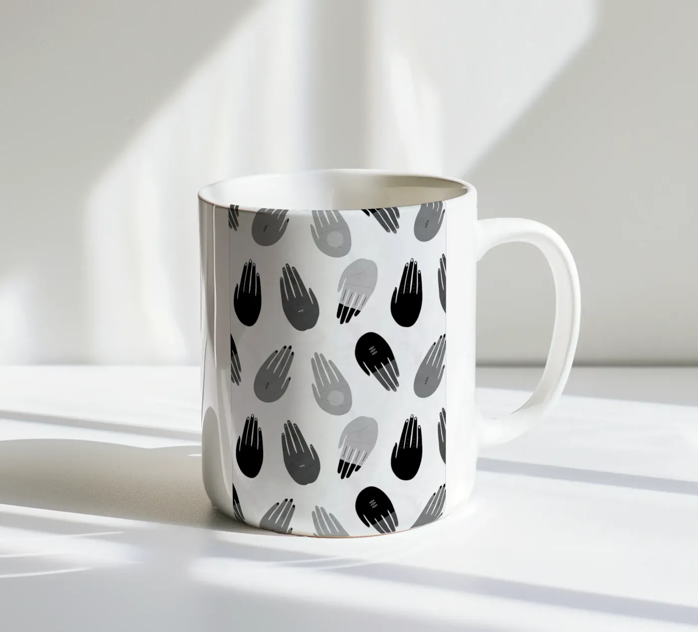 High 5 ceramic mug by STUDIO LEEMO