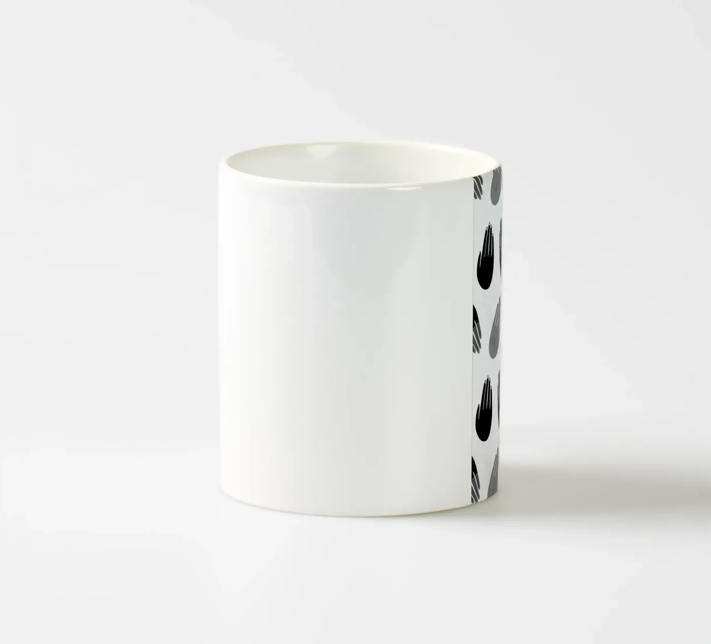 High 5 ceramic mug by STUDIO LEEMO