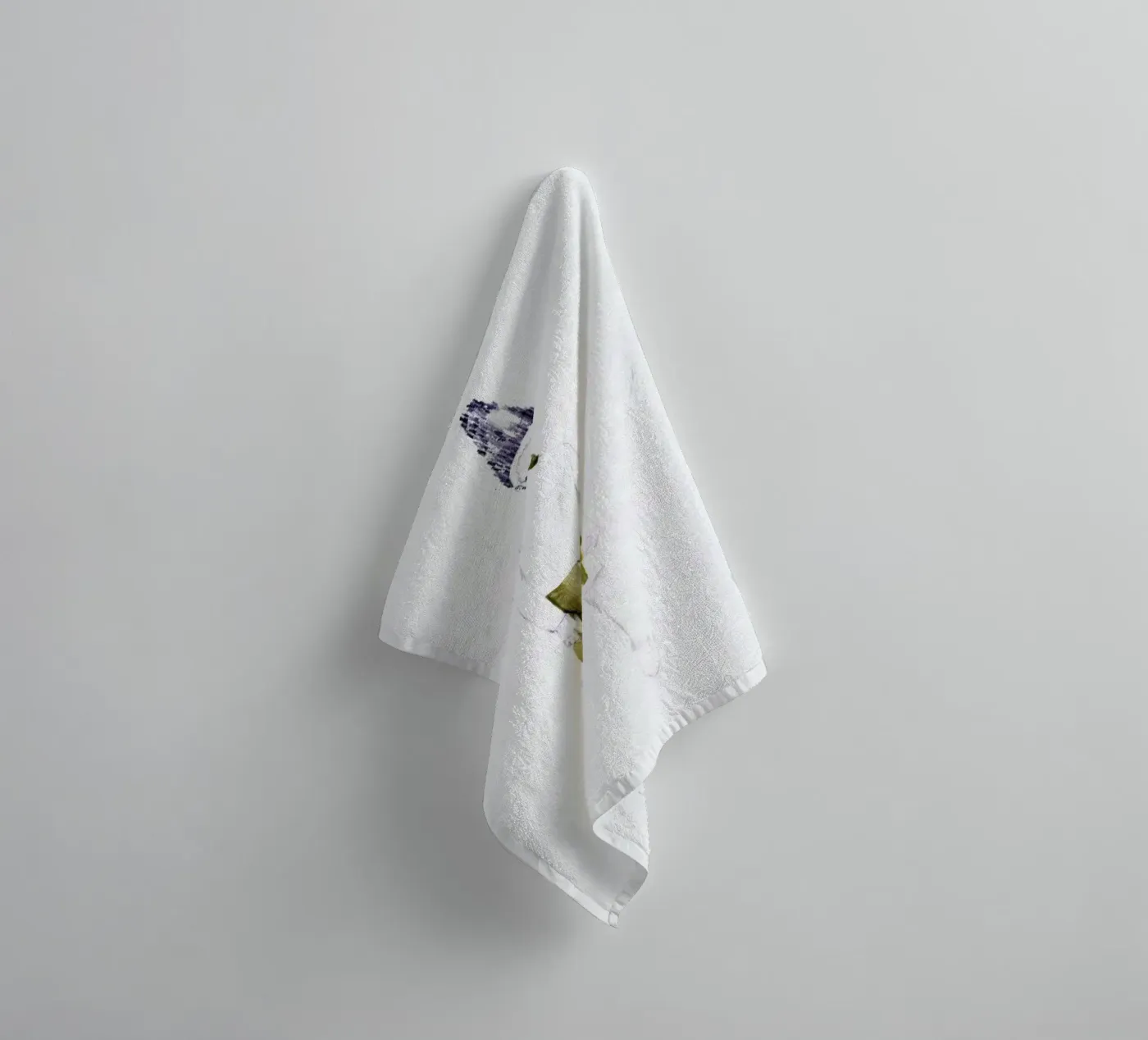 […] III towel by Julia Danckwerth