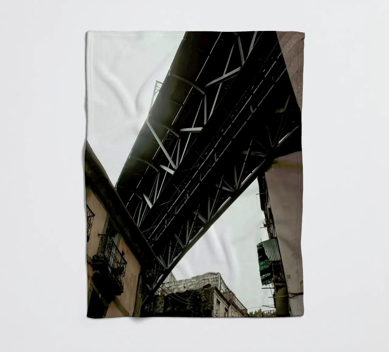 Bridge in Porto coperta in pile da Sebastian Hilgetag
