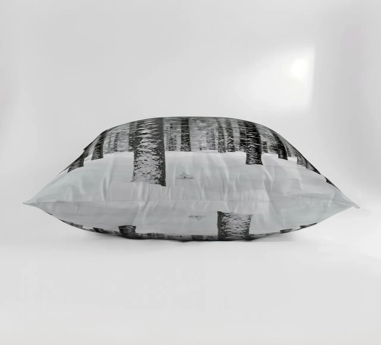 Deep Dark White Forest cuscino da Studio Nahili