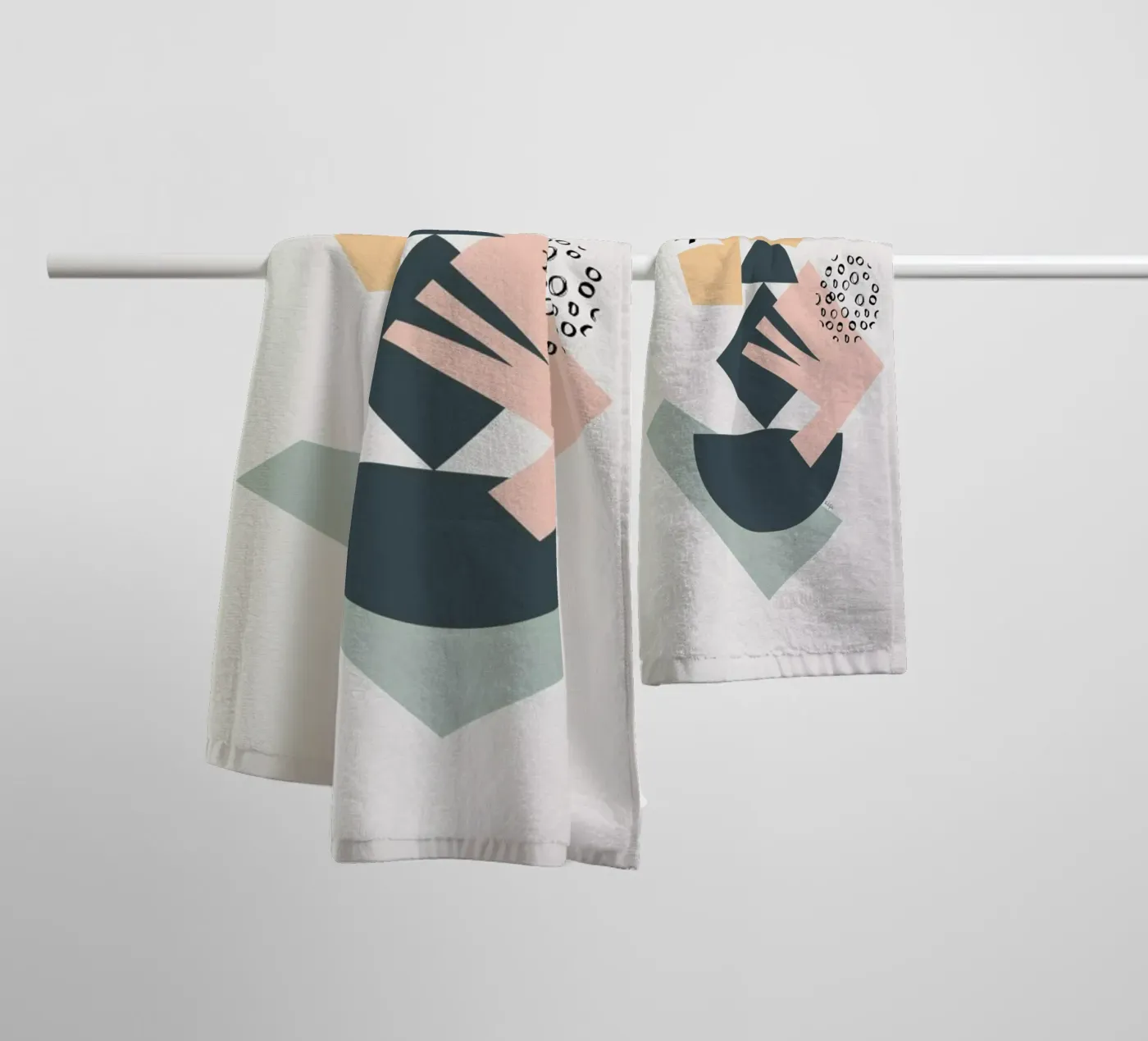 Collage badhanddoek van Linda Gobeta