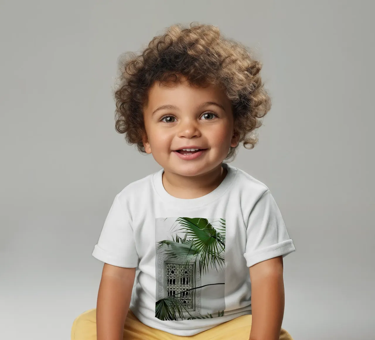 Orient Garden Dreams baby t-shirt van Studio Nahili