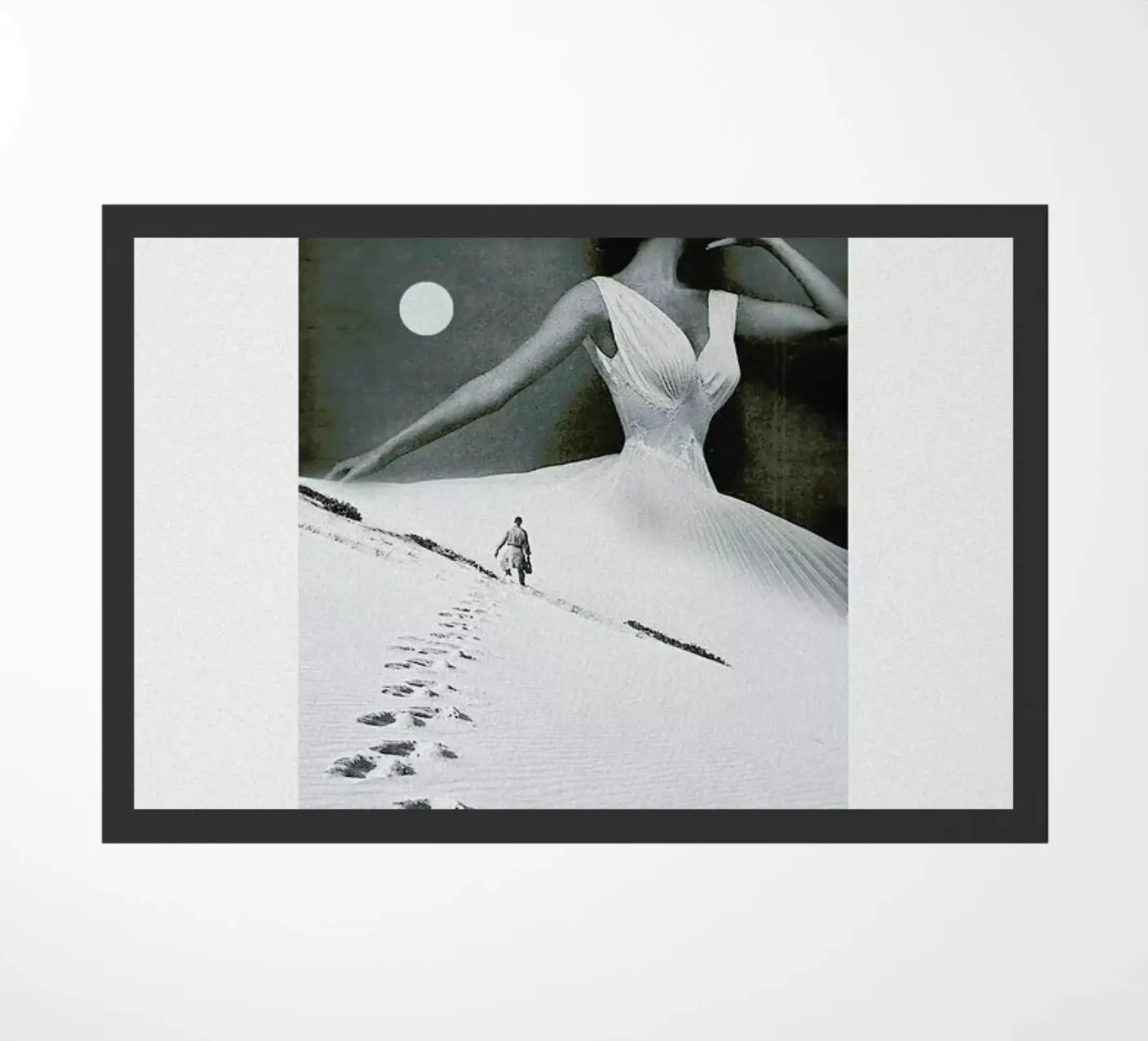 Keep Walking doormat by Maarten Léon