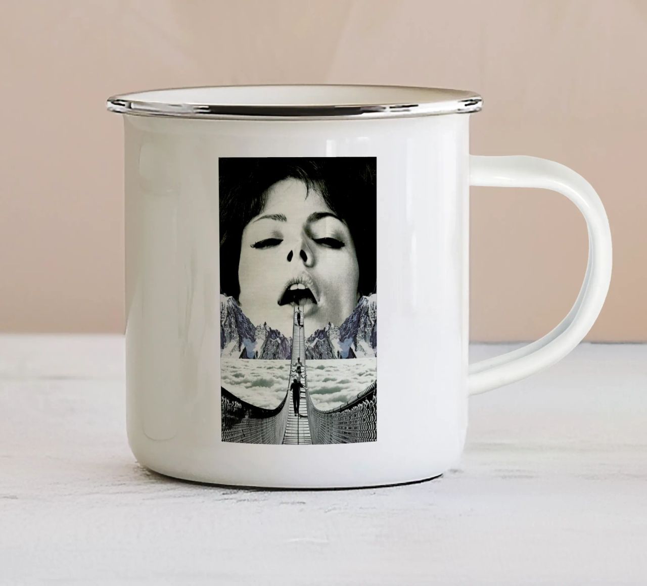 Great Escape tazza in smalto da Sammy Slabbinck