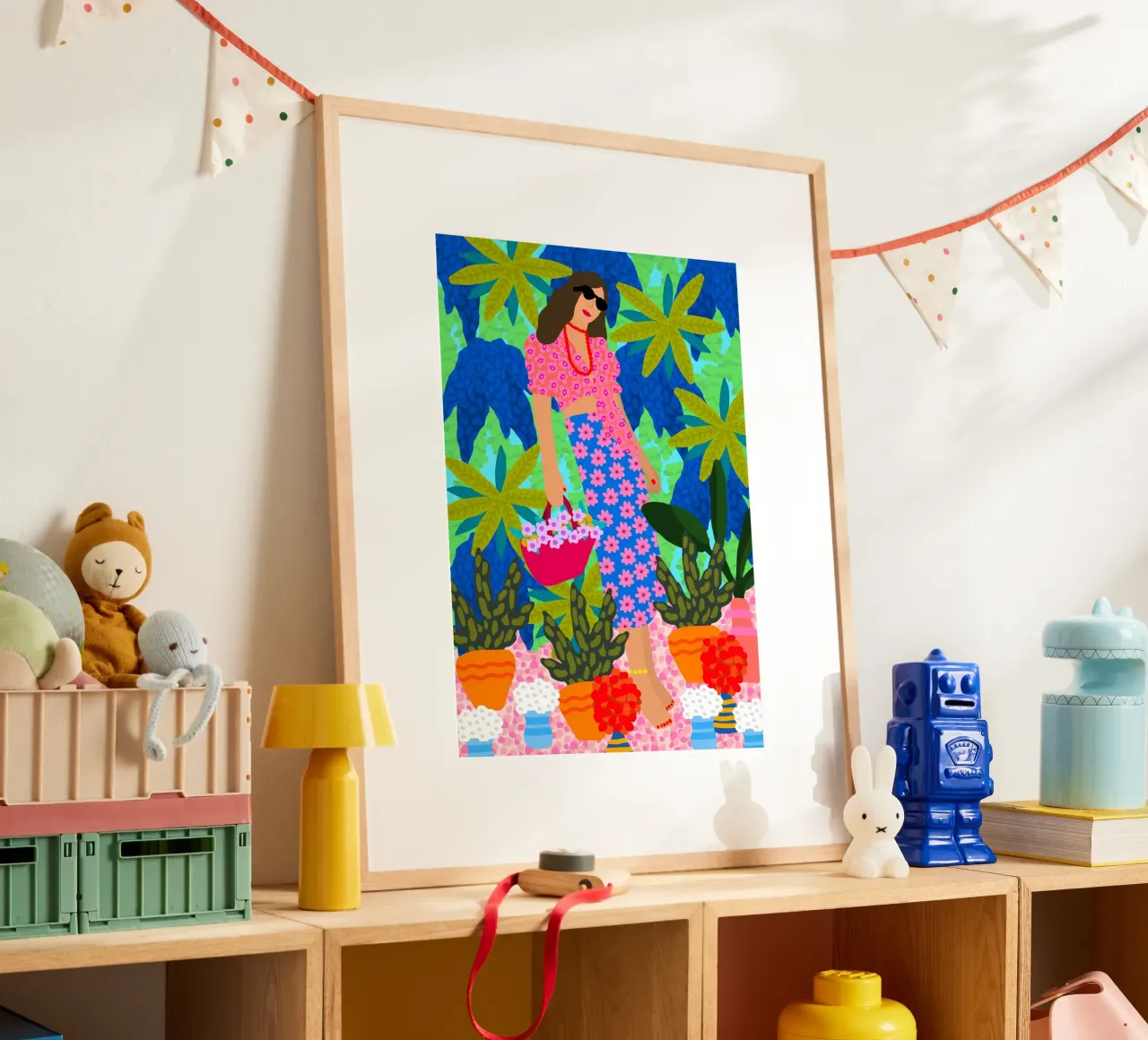 Passeggiata tra i giardini poster con telaio in legno da Pictufy Sun & Spirit