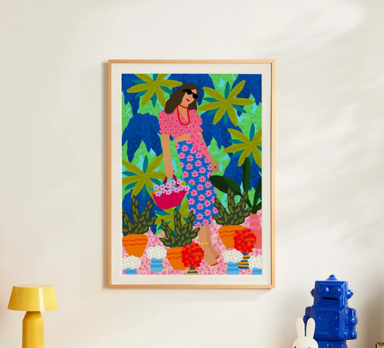 Passeggiata tra i giardini poster con telaio in legno da Pictufy Sun & Spirit