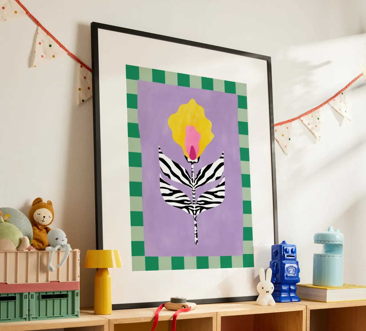 Fiore con foglie a motivo zebrato poster con telaio in legno da Pictufy Sun & Spirit