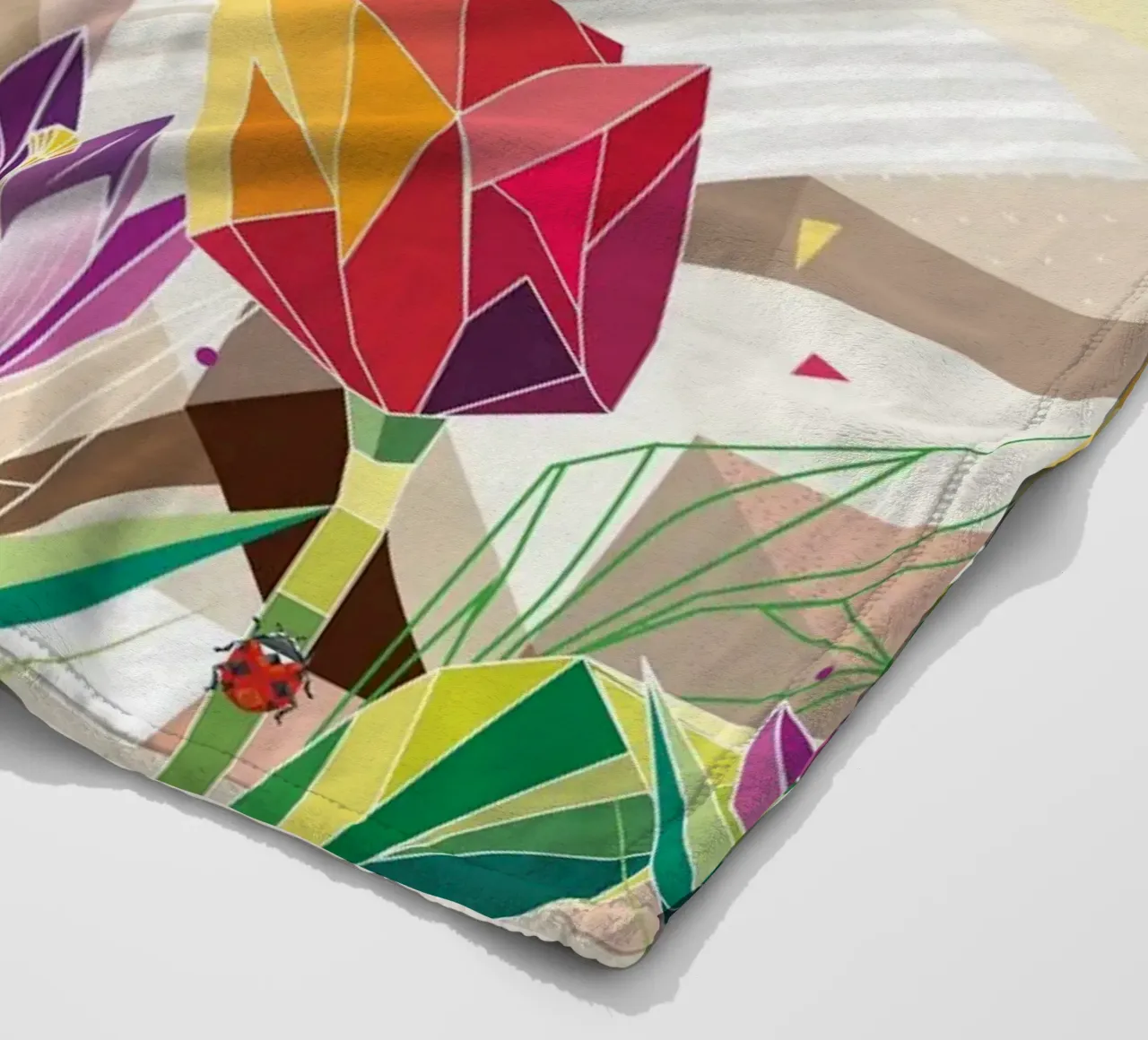 Due coniglietti di Pasqua in un mare di fiori coperta in pile da namosh