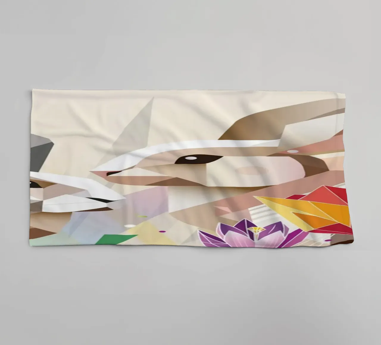 Due coniglietti di Pasqua in un mare di fiori asciugamano da bagno da namosh