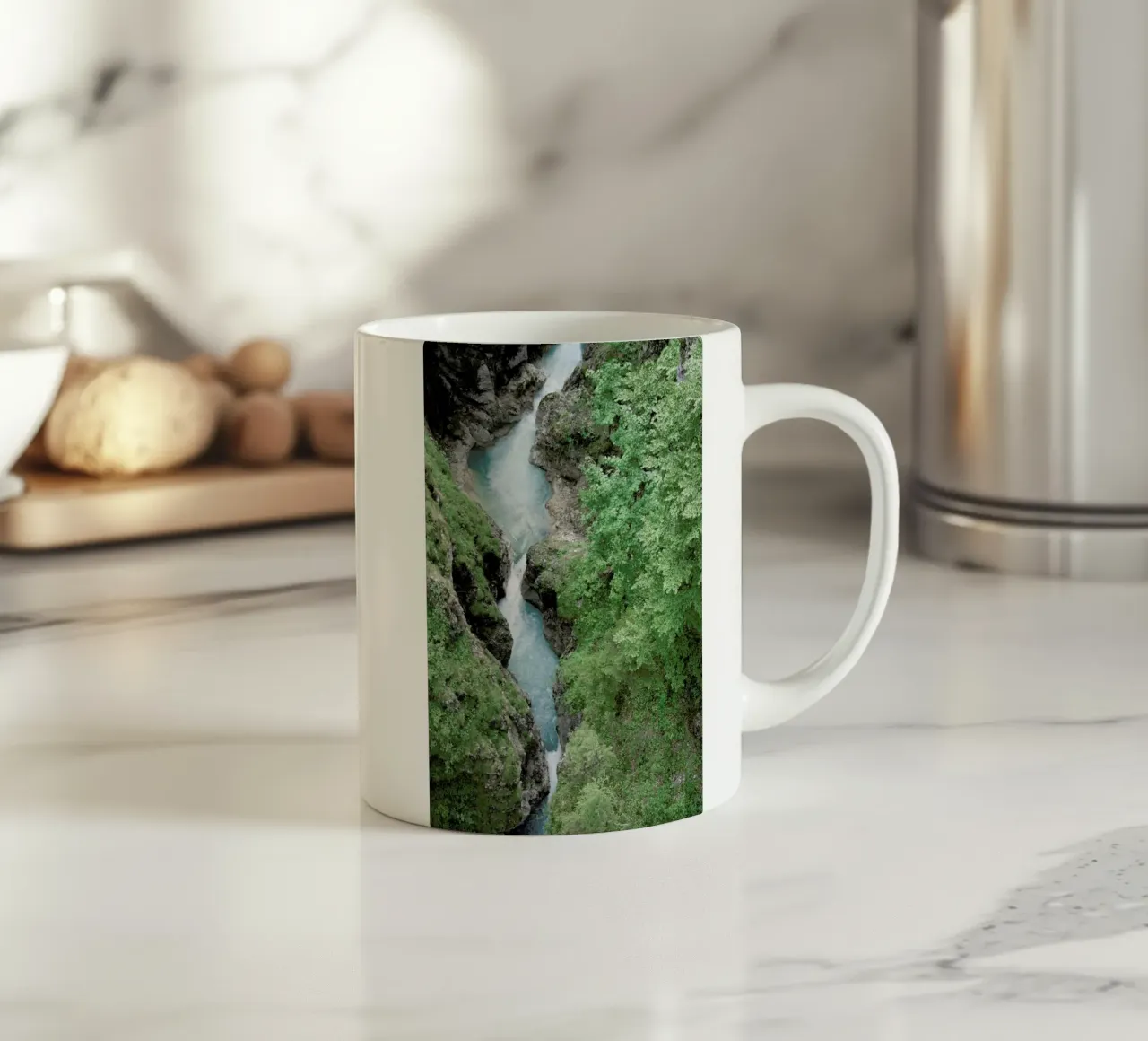 Hiking in the Mountains tazza in ceramica da Studio Nahili