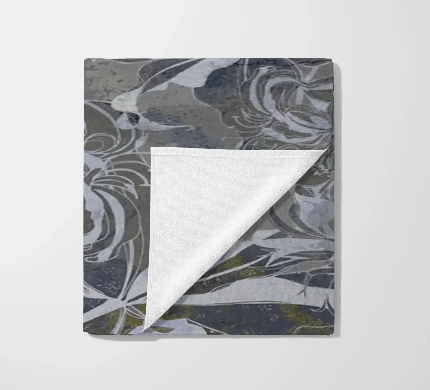 vintflow2 strandhanddoek van Giulio Iurissevich