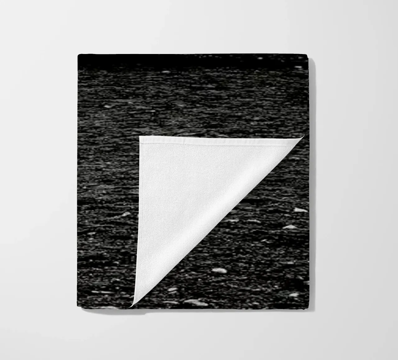 Survived product.type.towel-beach common.byCreator anderm