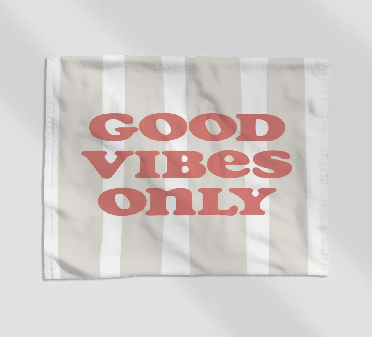 Good vibes only strandhanddoek van we line studio - art