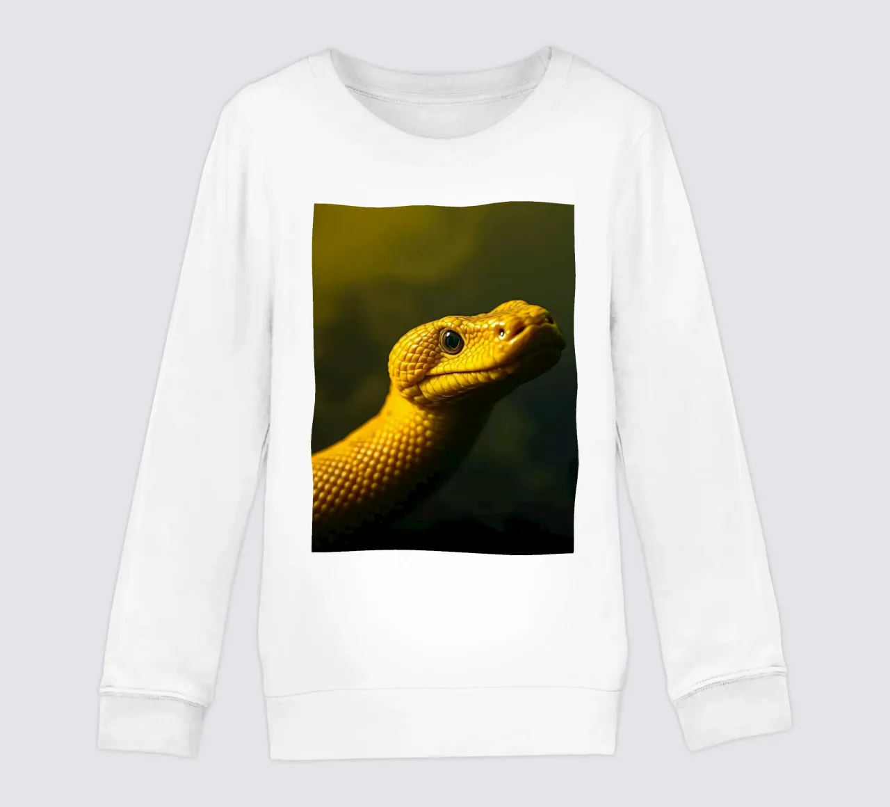 Gros plan sur un python jaune vif enroulé sur lui-même. sweat enfant de DesignDoodle