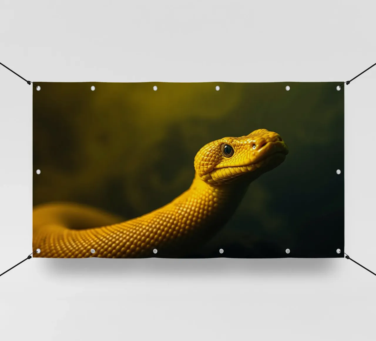 Gros plan sur un python jaune vif enroulé sur lui-même. bâche pvc de DesignDoodle